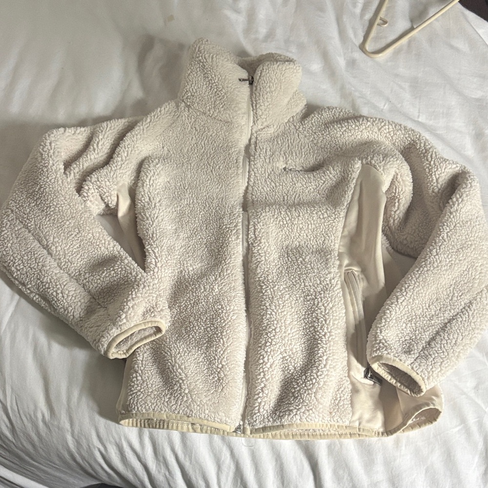 Columbia Women's Cream Teddy Jacket